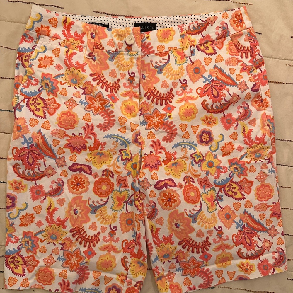 NWT Talbots Floral Patterned Shorts